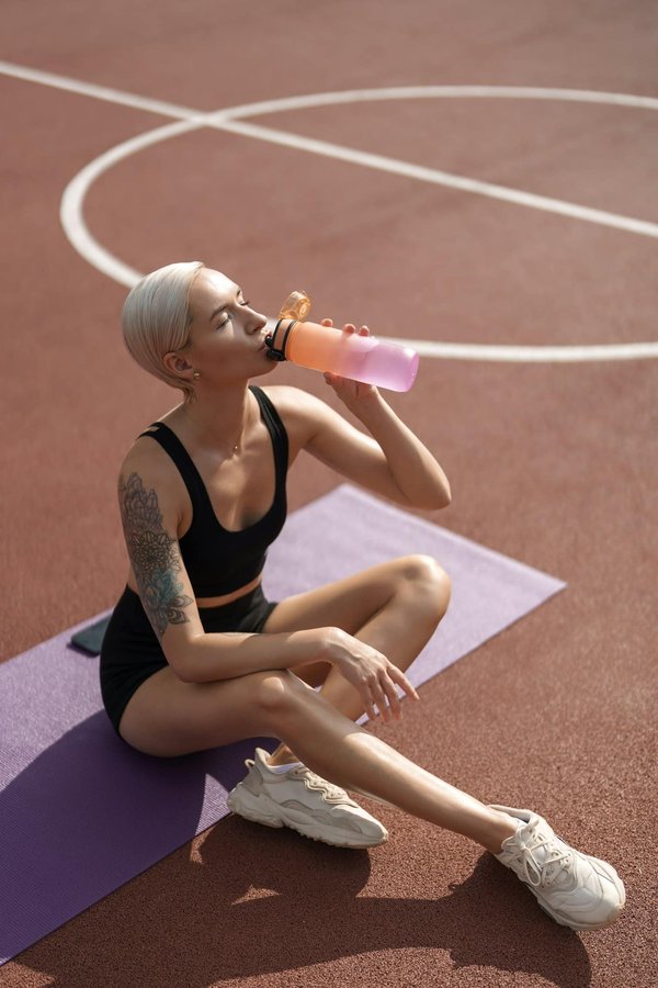 Quelle est la recette d'un masque capillaire hydratant au miel pour cheveux crépus?