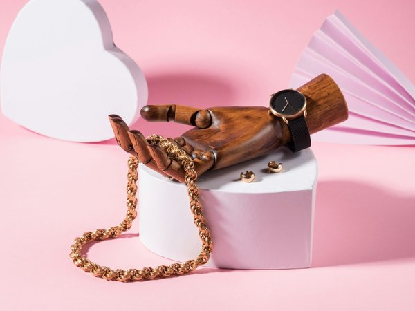 Découvrez des bijoux en acier inoxydable abordables et élégants